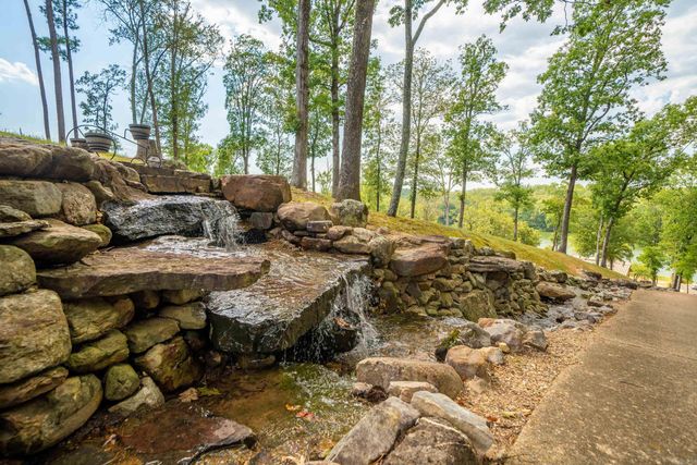 300 Pinehill, Hot Springs, AR 71913