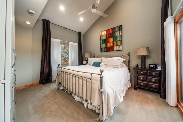 300 Pinehill, Hot Springs, AR 71913