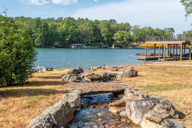 300 Pinehill, Hot Springs, AR 71913