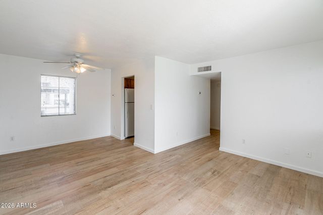 7550 N 12TH Street 136, Phoenix, AZ 85020