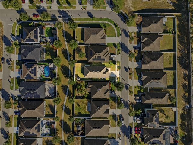 125 TANAGER STREET, Haines City, FL 33844