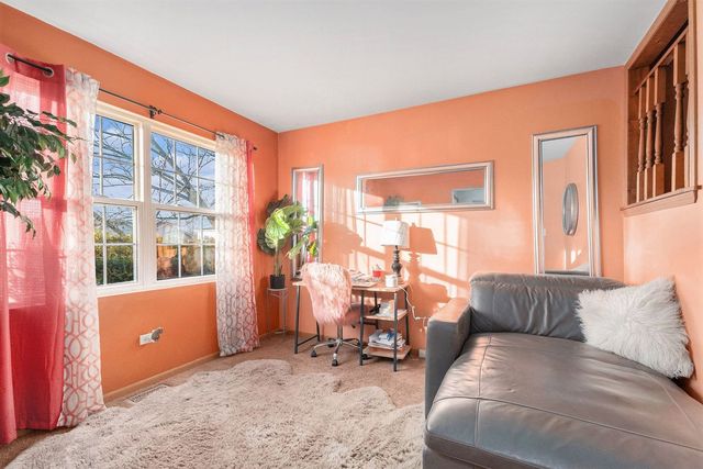 914 Cottonwood Drive, Elwood, IL 60421