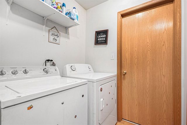 914 Cottonwood Drive, Elwood, IL 60421