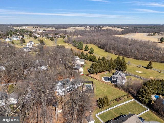 3813 3 WOOD DR, Hampstead, MD 21074