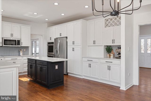 3813 3 WOOD DR, Hampstead, MD 21074