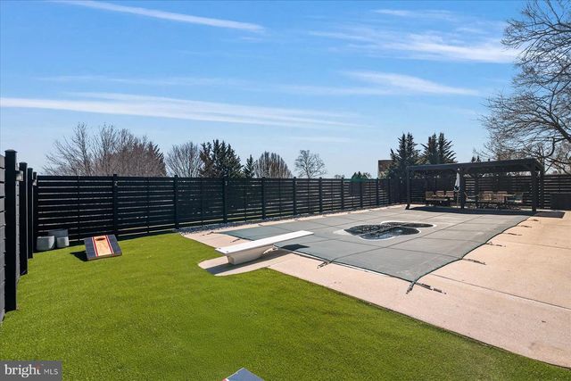 3813 3 WOOD DR, Hampstead, MD 21074