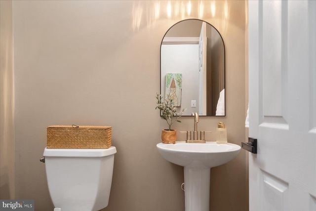 3813 3 WOOD DR, Hampstead, MD 21074