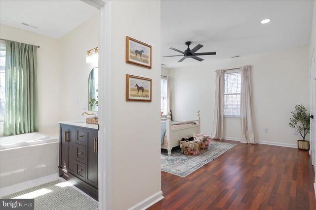 3813 3 WOOD DR, Hampstead, MD 21074