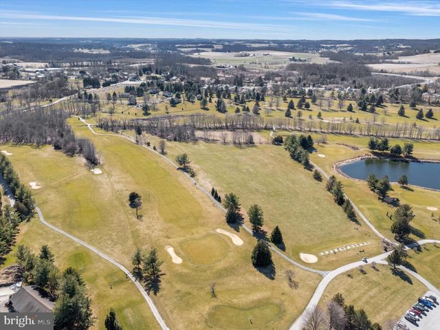 3813 3 WOOD DR, Hampstead, MD 21074