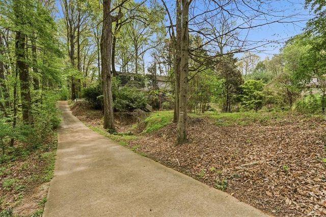 3010 Wrens Way NW, Kennesaw, GA 30144