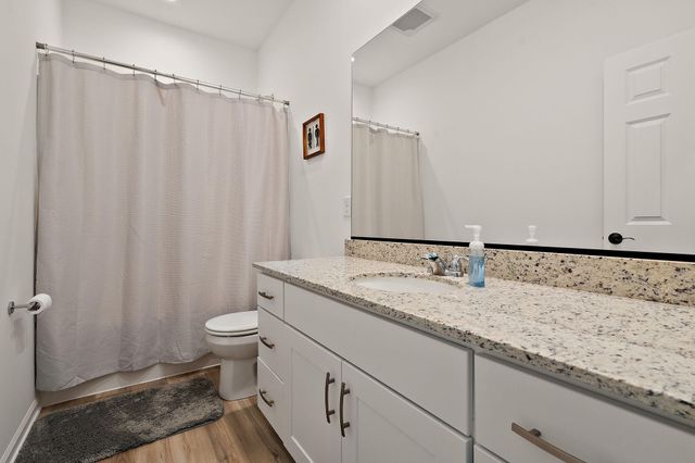 717 Druim Trail, Crown Point, IN 46307