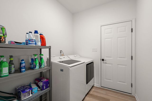 717 Druim Trail, Crown Point, IN 46307