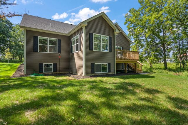 717 Druim Trail, Crown Point, IN 46307