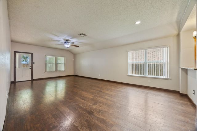 2701 Redwood Street, Royse City, TX 75189