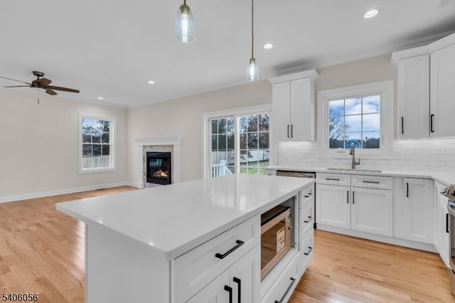 16 Central Ave, Readington Twp., NJ 08889