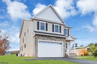 16 Central Ave, Readington Twp., NJ 08889