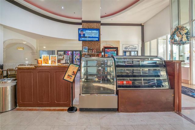 19201 Collins Ave 124, Sunny Isles Beach, FL 33160