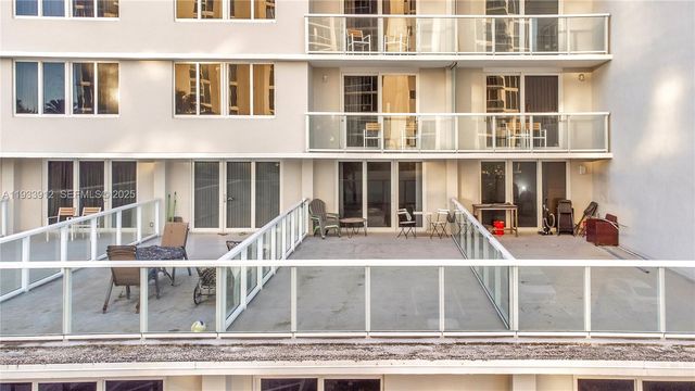 19201 Collins Ave 124, Sunny Isles Beach, FL 33160