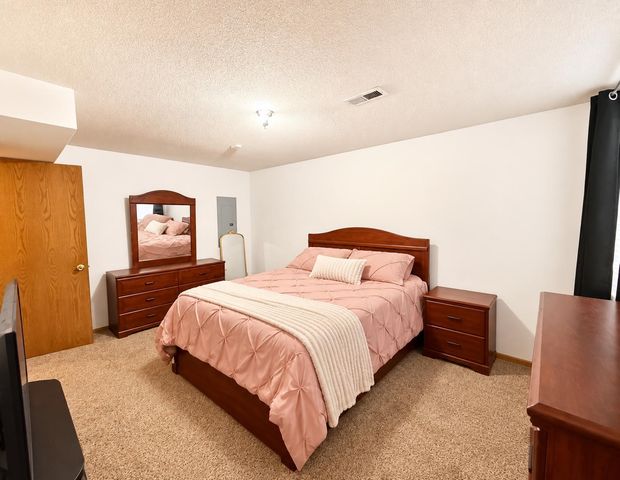 1831 S Brandon St, Wichita, KS 67207