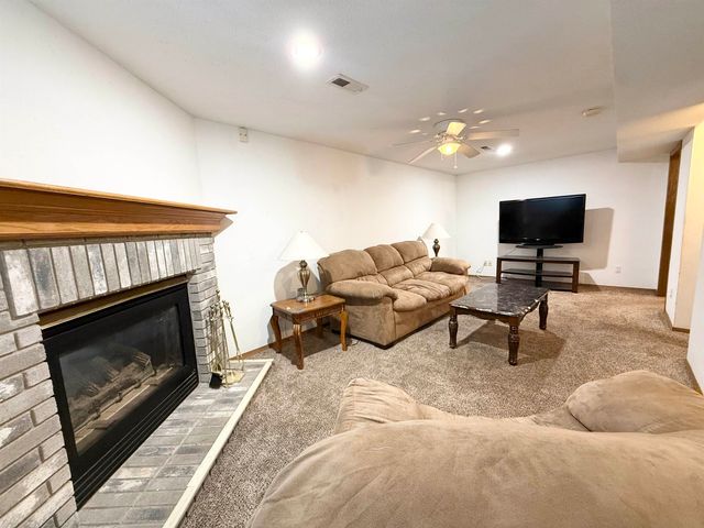 1831 S Brandon St, Wichita, KS 67207
