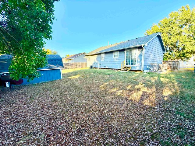 1831 S Brandon St, Wichita, KS 67207
