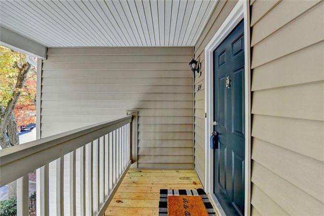 324 Teal Court, Roswell, GA 30076