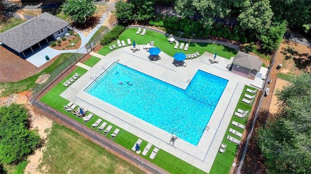 324 Teal Court, Roswell, GA 30076