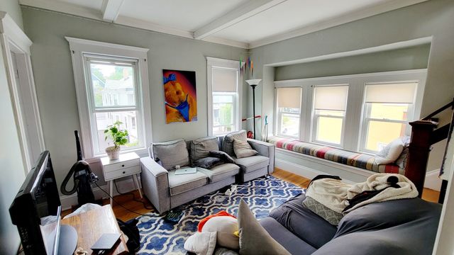 31 Leonard St 2, Somerville, MA 02144