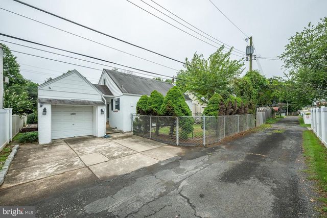 1309 BATH RD, Bristol, PA 19007