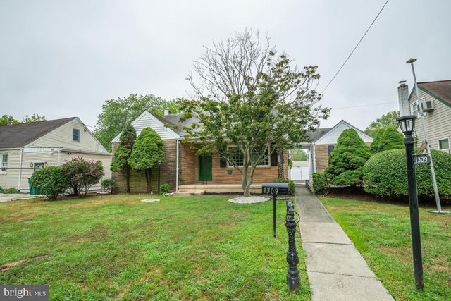 1309 BATH RD, Bristol, PA 19007