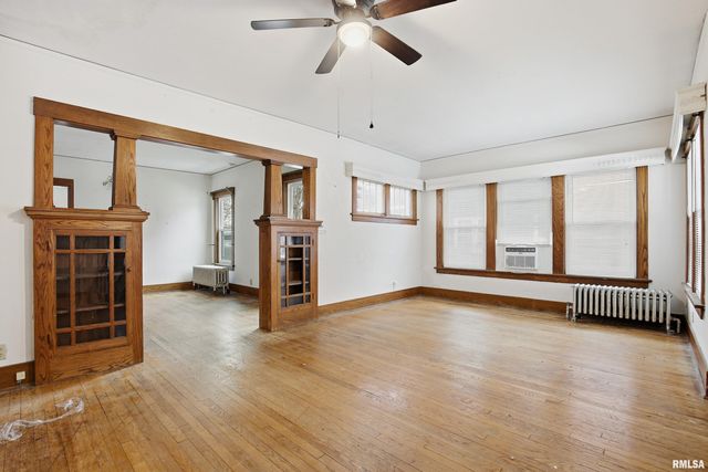 2618-2620 15TH Avenue, Moline, IL 61265