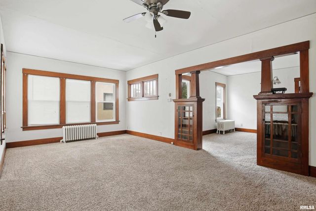 2618-2620 15TH Avenue, Moline, IL 61265