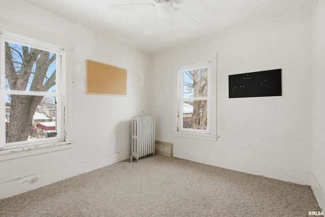 2618-2620 15TH Avenue, Moline, IL 61265