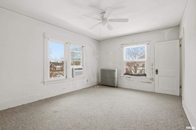 2618-2620 15TH Avenue, Moline, IL 61265