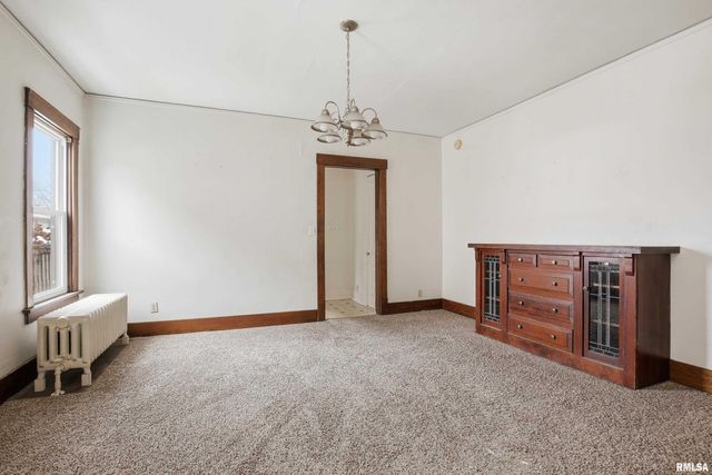 2618-2620 15TH Avenue, Moline, IL 61265