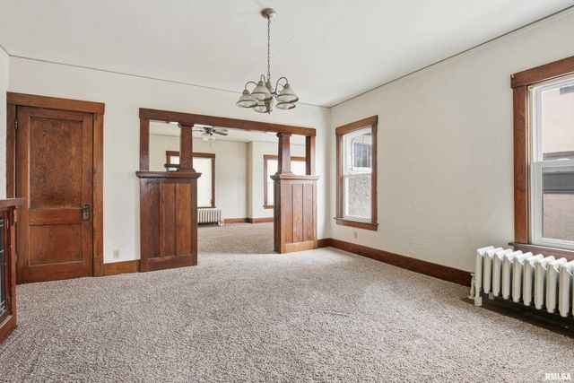 2618-2620 15TH Avenue, Moline, IL 61265