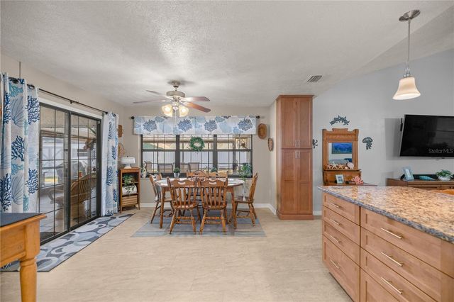 5565 SE 37TH PLACE, Ocala, FL 34480