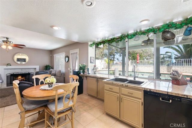711 Lassen Drive, Corona, CA 92879