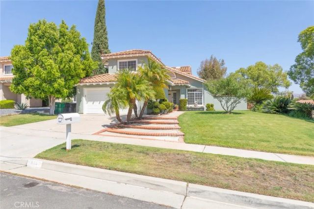 711 Lassen Drive, Corona, CA 92879