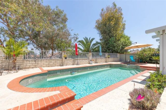 711 Lassen Drive, Corona, CA 92879