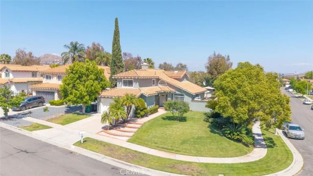 711 Lassen Drive, Corona, CA 92879