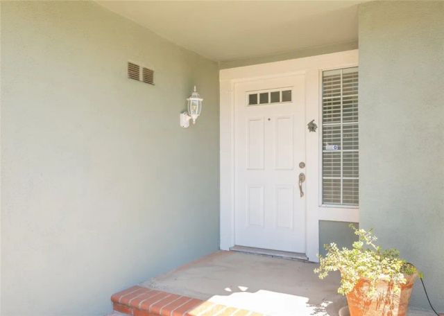 711 Lassen Drive, Corona, CA 92879