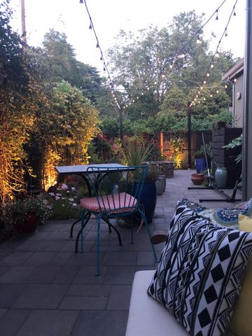 3177 Crocker Dr, Sacramento, CA 95818