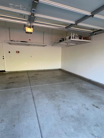 3177 Crocker Dr, Sacramento, CA 95818