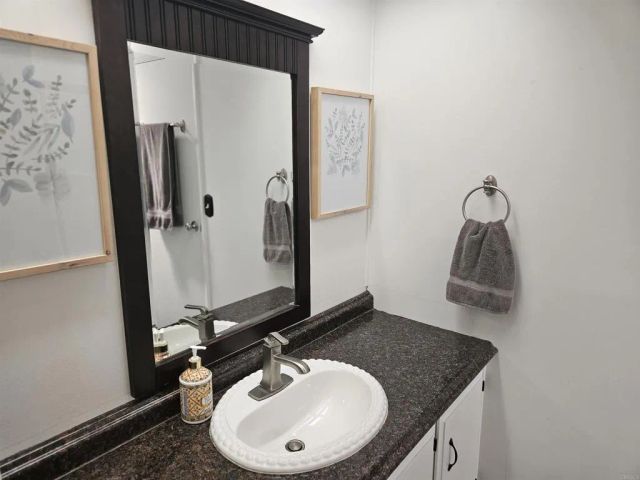 8975 Lawrence Welk Drive 366, Escondido, CA 92026