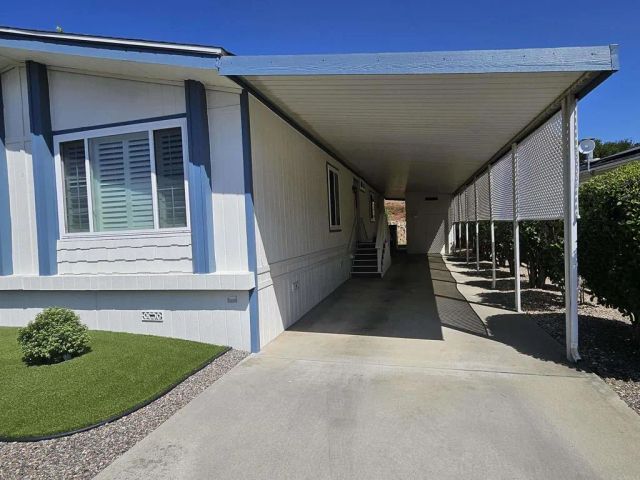 8975 Lawrence Welk Drive 366, Escondido, CA 92026