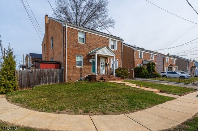 627 Britton St, Elizabeth City, NJ 07202