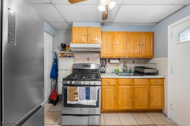 627 Britton St, Elizabeth City, NJ 07202