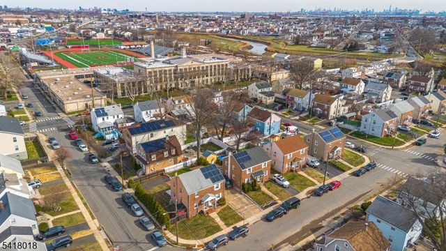 627 Britton St, Elizabeth City, NJ 07202