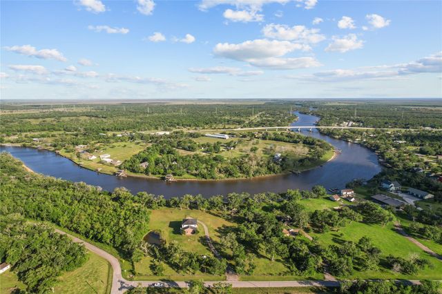 7088 County Road 659, Brazoria, TX 77422
